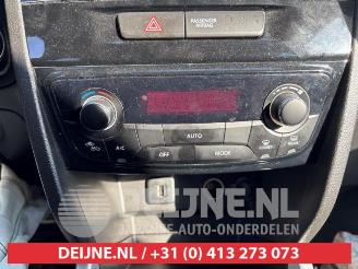 Suzuki Vitara Vitara (LY/MY), SUV, 2015 1.4 S Turbo 16V AllGrip picture 12