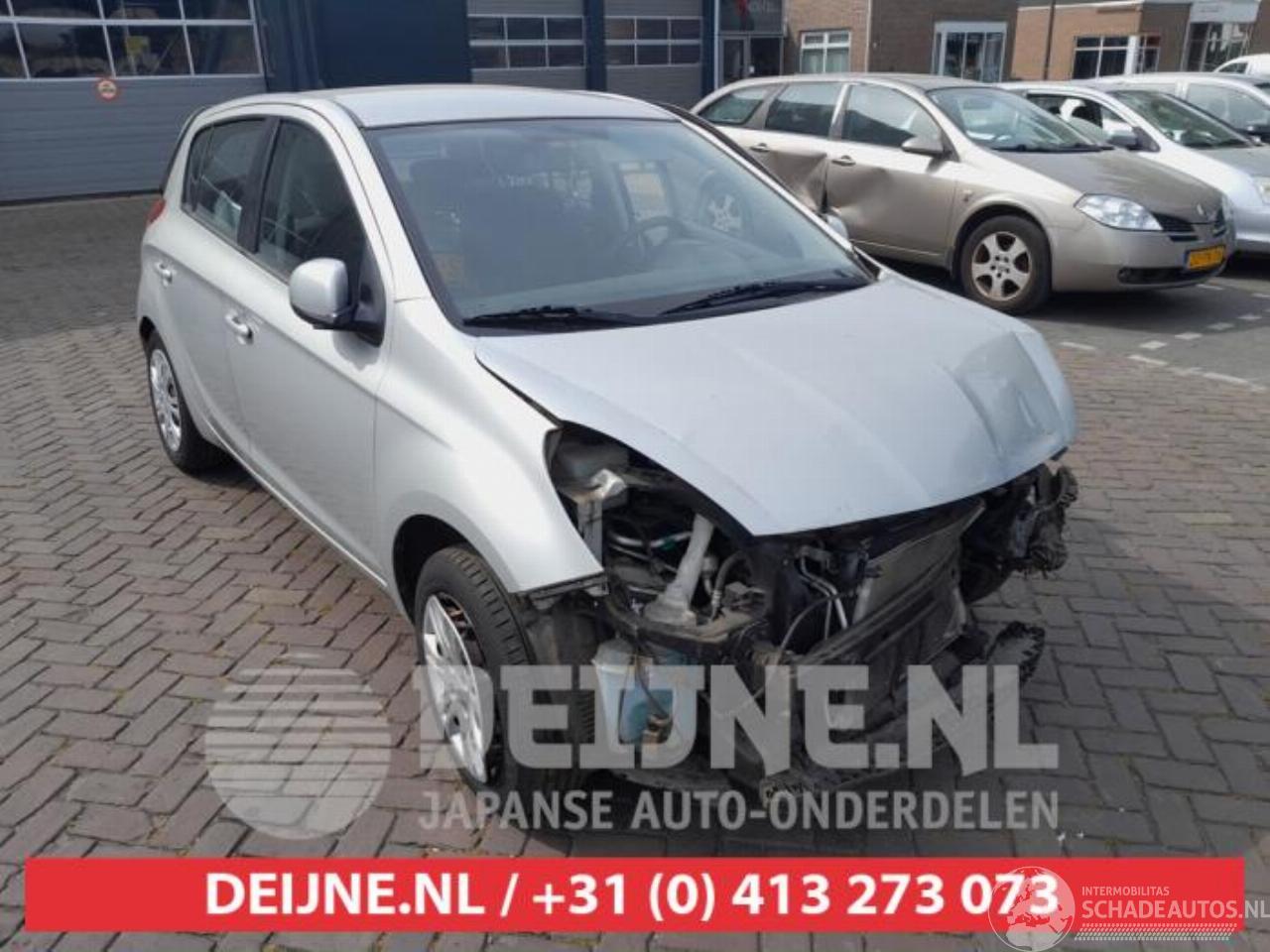 Hyundai I-20 i20, Hatchback, 2008 / 2015 1.4i 16V