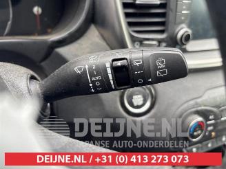 Kia Sorento Sorento III (UM), SUV, 2015 / 2020 2.2 CRDi 16V VGT 4x4 picture 14