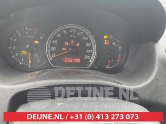 Suzuki Swift Swift (ZA/ZC/ZD1/2/3/9), Hatchback, 2005 / 2011 1.3 VVT 16V picture 17