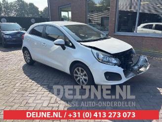 demontáž osobní automobily Kia Rio Rio III (UB), Hatchback, 2011 / 2017 1.2 CVVT 16V 2012/7