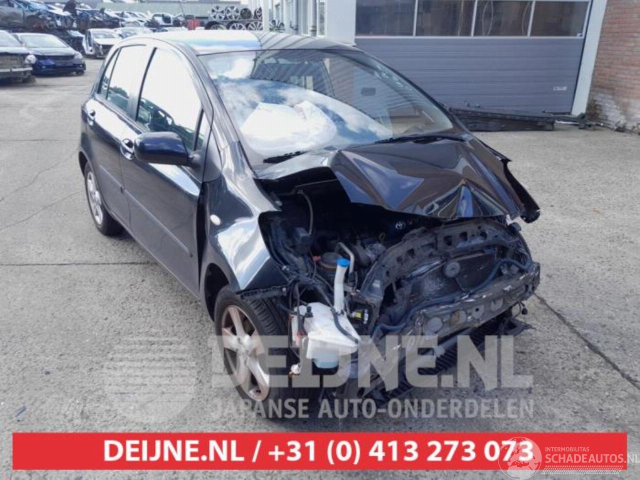 Toyota Yaris Yaris II (P9), Hatchback, 2005 / 2014 1.3 16V VVT-i