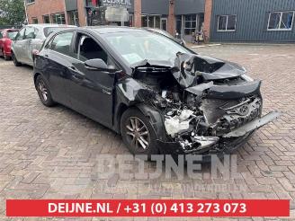 demontáž osobní automobily Hyundai I-30 i30 (GDHB5), Hatchback, 2011 1.6 GDI Blue 16V 2012/5