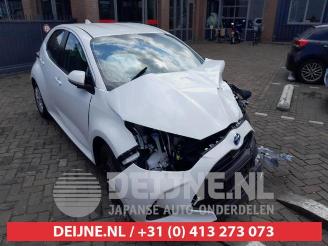 disassembly passenger cars Toyota Yaris Yaris IV (P21/PA1/PH1), Hatchback, 2020 1.5 12V Hybrid 115 2021/7
