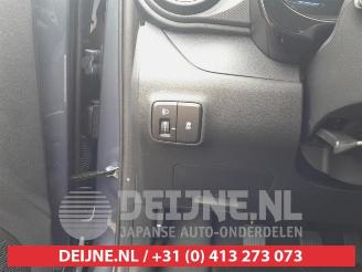 Hyundai I-10 i10, Hatchback, 2019 1.0 12V picture 16