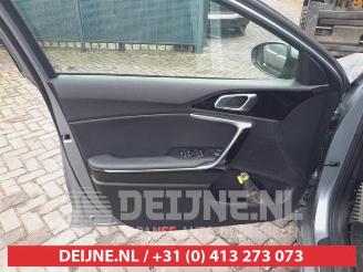Kia Cee d Ceed (CDB5/CDBB), Hatchback 5-drs, 2018 1.0i T-GDi 12V picture 10