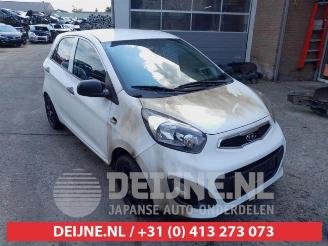 Coche siniestrado Kia Picanto Picanto (TA), Hatchback, 2011 / 2017 1.0 12V 2011/9