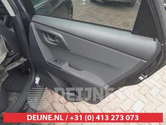 Toyota Auris Auris (E18), Hatchback 5-drs, 2012 / 2019 1.6 D-4D-F 16V picture 9