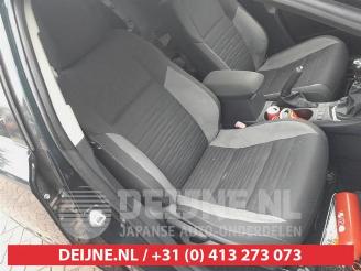 Toyota Auris Auris (E18), Hatchback 5-drs, 2012 / 2019 1.6 D-4D-F 16V picture 11