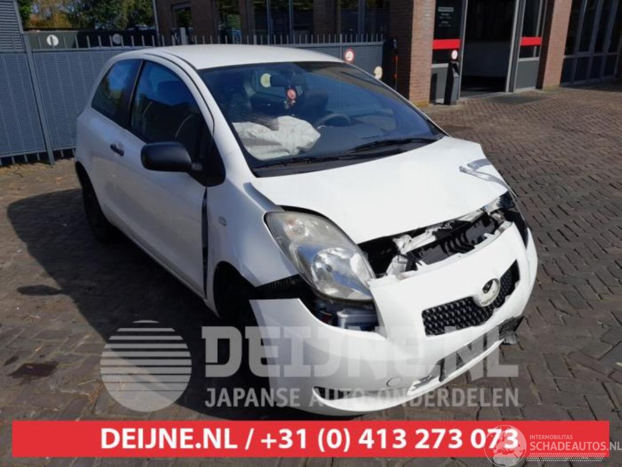 Toyota Yaris Yaris II (P9), Hatchback, 2005 / 2014 1.0 12V VVT-i