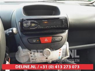 Toyota Aygo Aygo (B10), Hatchback, 2005 / 2014 1.0 12V VVT-i picture 13