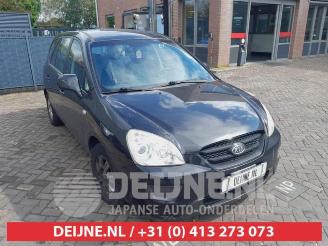 Kia Carens Carens III (FG), MPV, 2006 / 2013 2.0i CVVT 16V picture 2