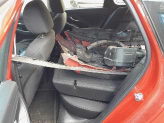 Hyundai I-30  picture 16