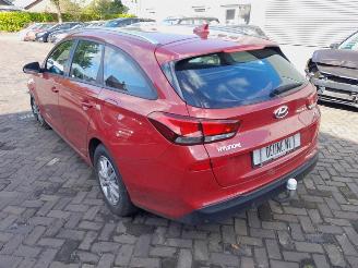 Hyundai I-30  picture 5