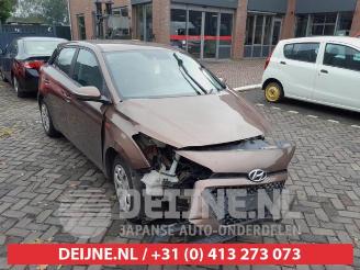 Coche siniestrado Hyundai I-20 i20 (GBB), Hatchback, 2014 / 2020 1.1 CRDi VGT 12V 2017/2