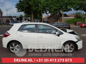 Toyota Auris Auris (E15), Hatchback, 2006 / 2012 1.33 Dual VVT-I 16V picture 8