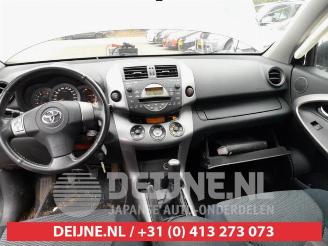 Toyota Rav-4 RAV4 (A3), Terreinwagen, 2005 / 2012 2.0 16V VVT-i 4x4 picture 18