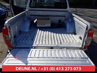 Nissan Navara NP 300 Navara (D23), Pick-up, 2015 2.3 dCi twinturbo 16V 4x4 picture 14