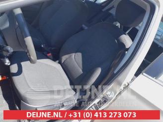 Hyundai I-20 i20, Hatchback, 2008 / 2015 1.2i 16V picture 13