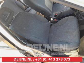 Suzuki Ignis Ignis (FH), Hatchback, 2000 / 2005 1.3 16V picture 15