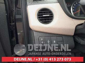 Hyundai I-10 i10 (B5), Hatchback, 2013 / 2019 1.0 12V picture 10