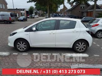 Toyota Yaris Yaris III (P13), Hatchback, 2010 / 2020 1.5 16V Hybrid picture 4