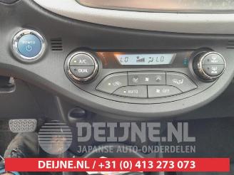 Toyota Yaris Yaris III (P13), Hatchback, 2010 / 2020 1.5 16V Hybrid picture 14