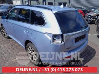 Mitsubishi Outlander Outlander (GF/GG), SUV, 2012 / 2022 2.0 16V PHEV 4x4 picture 5