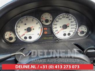 Mazda MX-5 MX-5 (NB18/35/8C), Cabrio, 1998 / 2005 1.6i 16V picture 17