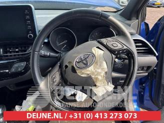 Toyota C-HR C-HR (X1,X5), SUV, 2016 1.8 16V Hybrid picture 12