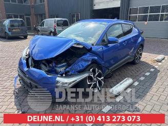 Toyota C-HR C-HR (X1,X5), SUV, 2016 1.8 16V Hybrid picture 3