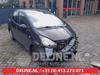 krockskadad bil auto Toyota Aygo Aygo (B10), Hatchback, 2005 / 2014 1.0 12V VVT-i 2010/5