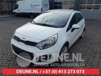 Kia Rio Rio III (UB), Hatchback, 2011 / 2017 1.2 CVVT 16V picture 3