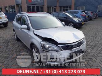 occasione autovettura Kia Cee d Cee'd Sporty Wagon (EDF), Combi, 2007 / 2012 1.4 16V 2009/11