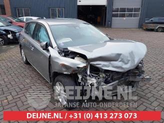 Vrakbiler auto Toyota Auris  2017/11