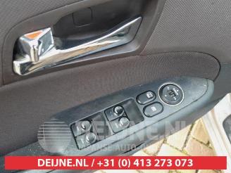 Hyundai I-30 i30 (FD), Hatchback, 2007 / 2011 1.6 CVVT 16V picture 11