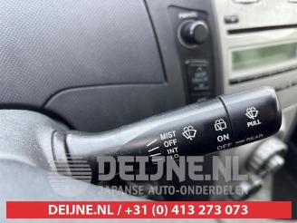 Toyota Yaris Yaris II (P9), Hatchback, 2005 / 2014 1.3 16V VVT-i picture 13