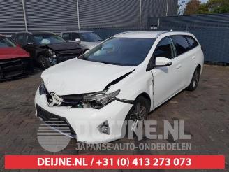 Toyota Auris Touring Sports Auris Touring Sports (E18), Combi, 2013 / 2018 1.8 16V Hybrid picture 3
