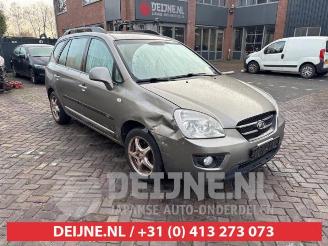 Vrakbiler auto Kia Carens Carens III (FG), MPV, 2006 / 2013 2.0i CVVT 16V 2009/11