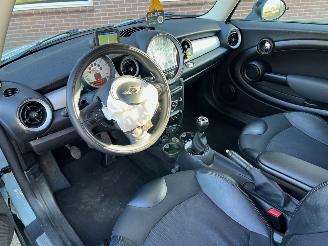 Mini Cooper 1.6 90kw Business Line picture 12