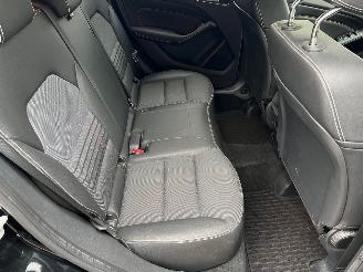 Mercedes B-klasse B180 Amibition Automaat picture 21