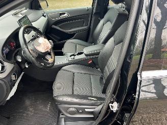 Mercedes B-klasse B180 Amibition Automaat picture 7