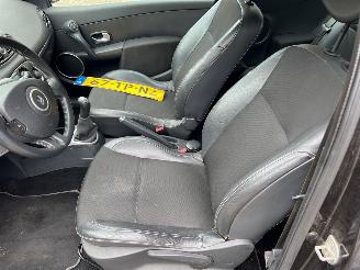 Renault Clio 1.6 16v Dynamique S picture 12