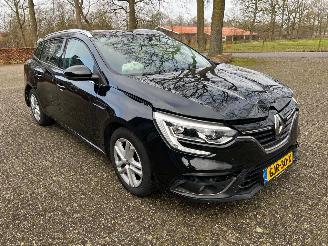 Avarii autoturisme Renault Mégane 1.5 dCi Automaat Business Zen 2020/7