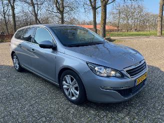 Avarii autoturisme Peugeot 308 1.6 BluedHdi Pack 2015/5