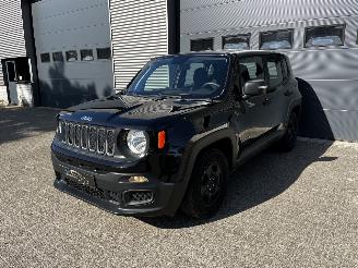 krockskadad bil auto Jeep Renegade 1.6i  AIRCO 2018/9