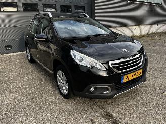 Peugeot 2008 1.2 Puretech AUTOMAAT / CLIMA / CRUISE picture 3