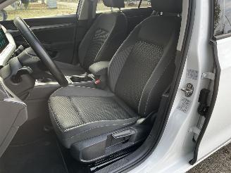 Volkswagen Golf 1.0 TSI NAVI / CRUISE / PDC picture 10