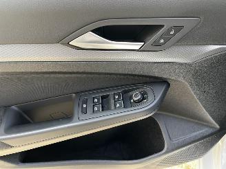 Volkswagen Golf 1.0 TSI NAVI / CRUISE / PDC picture 16