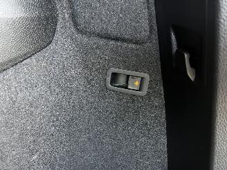 Skoda Karoq 1.5 TSI AUTOMAAT / NAVI / DIG COCKPIT / AFK TREKHAAK picture 22